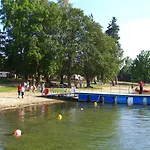 Nad Drawskim Letniskowe Lodge *